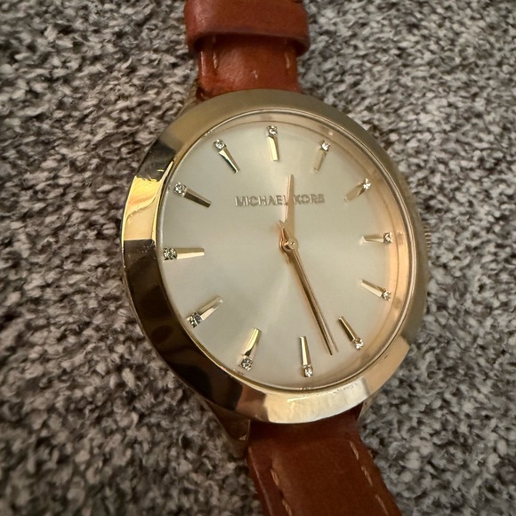 Michael Kors Gold and Brown Women\'s Watch main image 6